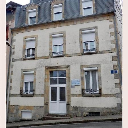 Le Nid Douillet Rustique Linge Fourni Leilighet La Bourboule Eksteriør bilde